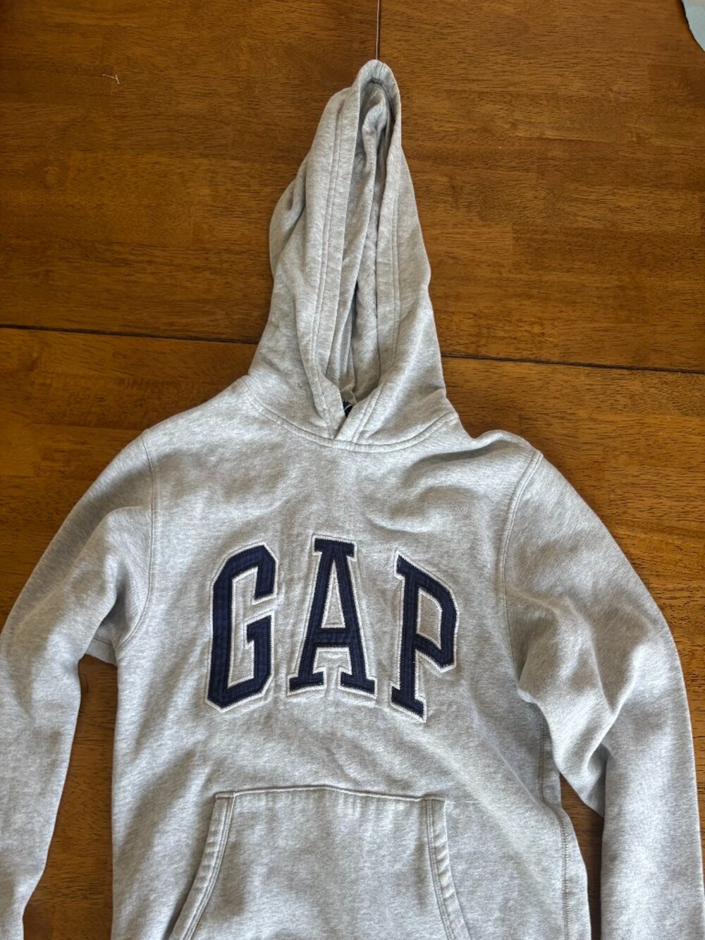 GAP kids grey pullover hoodie Size XL Lounge Casual Sweatshirt